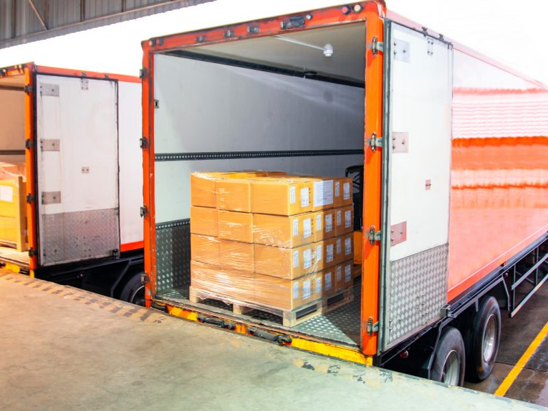 , Servicio de logística en Murcia, Transportes Petaca