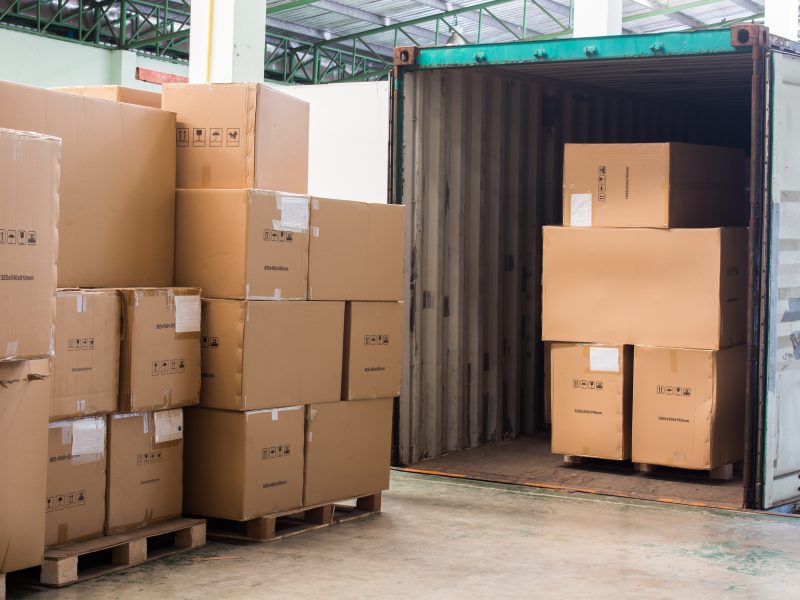 , Servicio de almacenamiento de mercancía, Transportes Petaca